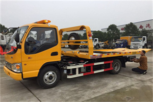 沙湾哪里有拖车服务